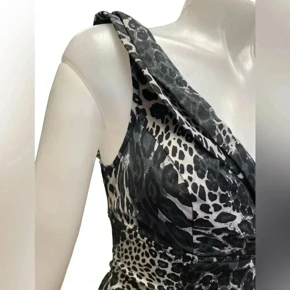Guess Los Angeles Stretch Mini Animal Print Sleeveless Dress Size Small - Picture 4 of 11